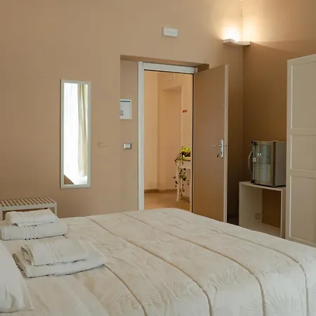 Bed & Breakfast Matteo Bonello - Fianco Cattedrale 4*