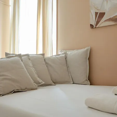 Matteo Bonello - Fianco Cattedrale Bed & Breakfast 4*