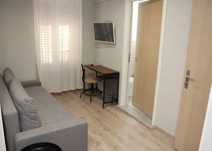 לינה וארוחת בוקר Matteo Bonello