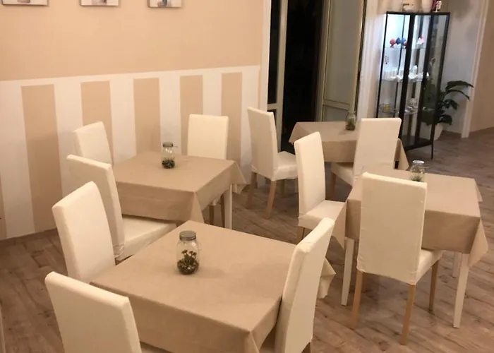 לינה וארוחת בוקר Matteo Bonello 4*