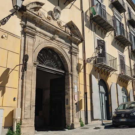 Alojamento de Acomodação e Pequeno-almoço Matteo Bonello - Fianco Cattedrale 4*