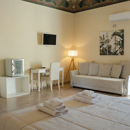 Matteo Bonello - Fianco Cattedrale B&B