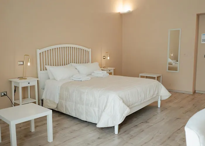 Couette-café Matteo Bonello - Fianco Cattedrale 4*